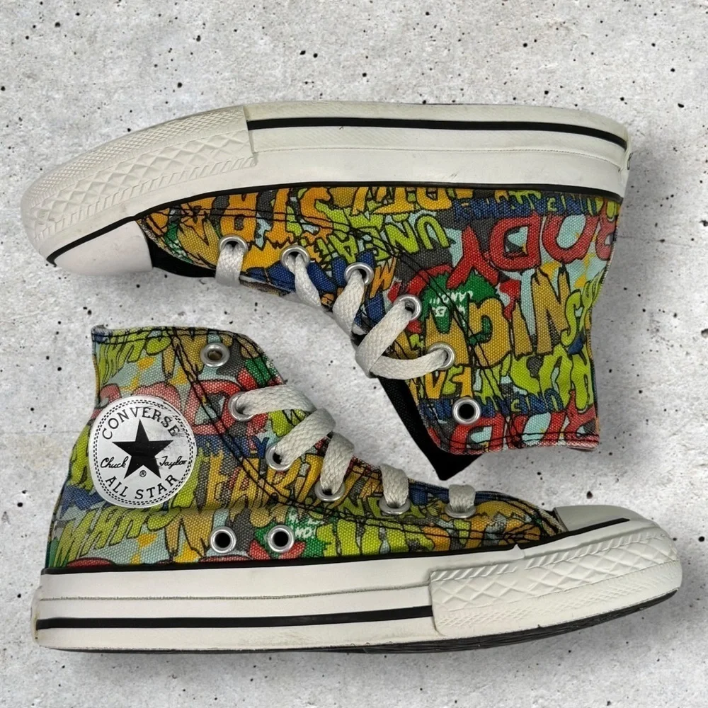 Vintage kids Converse All Star science fiction Mars Invasion size 12